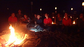 Grillen auf einer Sandbank