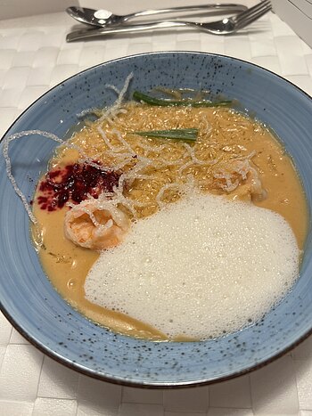 Feinste asiatische Küche in einem der zahlreichen Spezialitätenrestaurants Feinste asiatische Küche in einem der zahlreichen Spezialitätenrestaurants